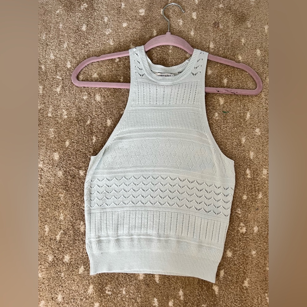 Light mint green top!